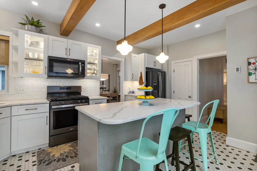 141 Sagamore Avenue Portsmouth NH 03801