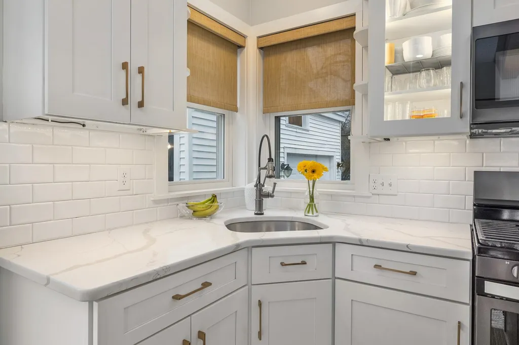 141 Sagamore Avenue Portsmouth NH 03801