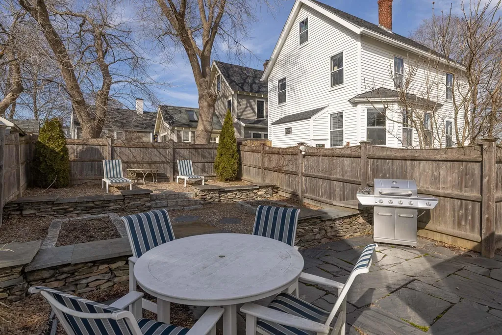 478 Marcy Street Portsmouth NH 03801