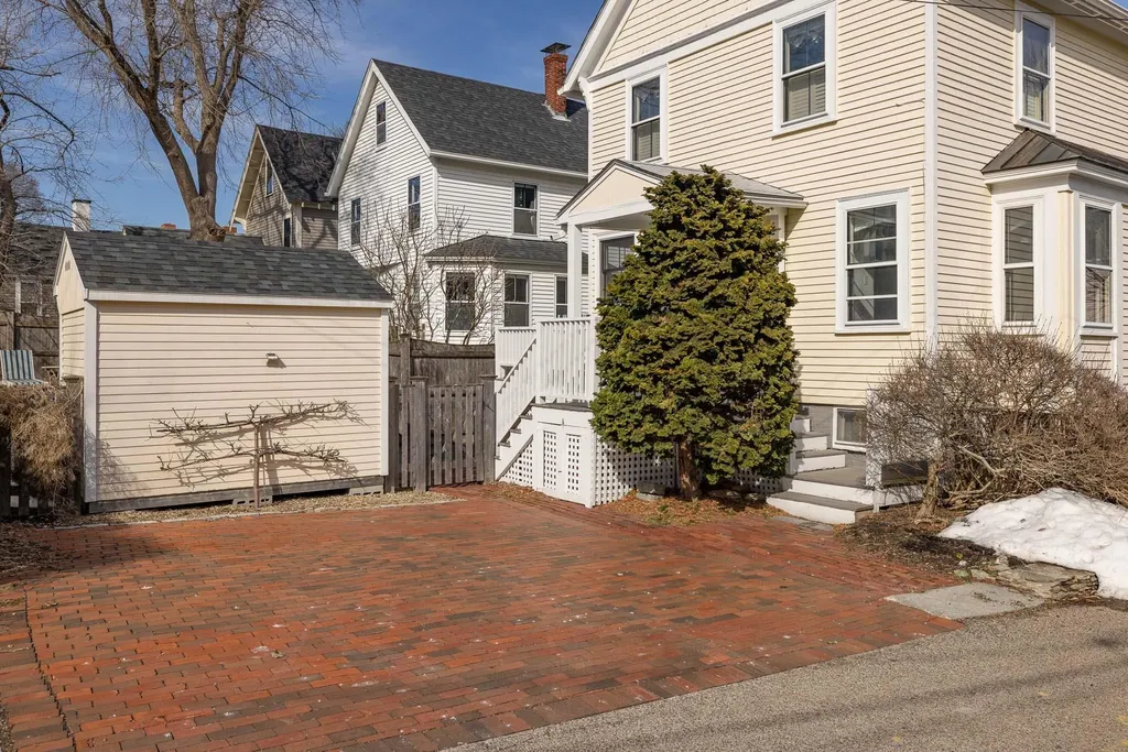 478 Marcy Street Portsmouth NH 03801