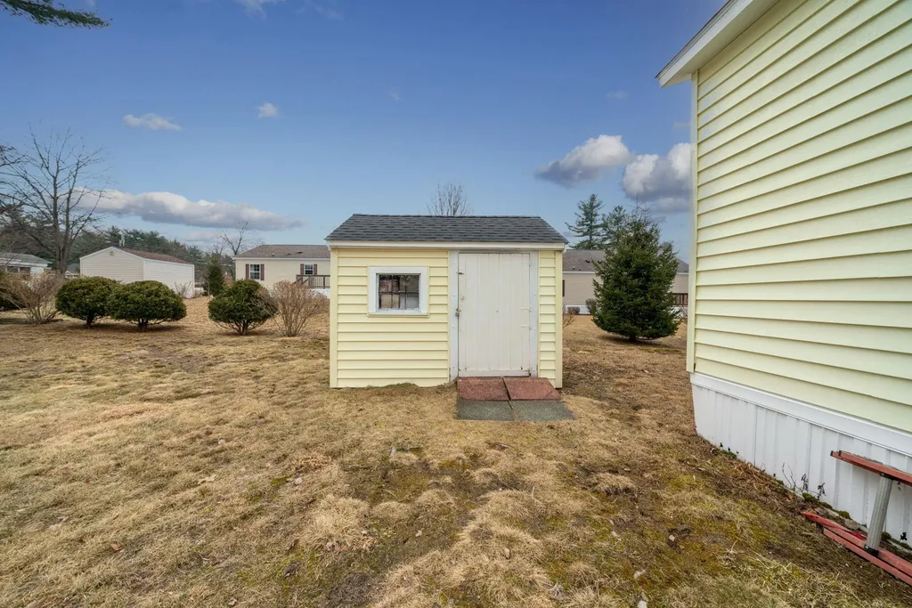 9 Mapleshade Drive Nashua NH 03062