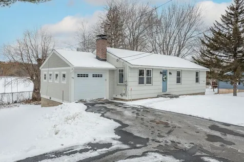 63 Belknap Mountain Road Gilford NH 03249