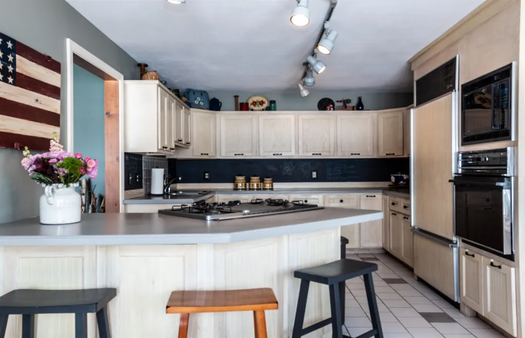 13 Meaders Point Road New Durham NH 03855