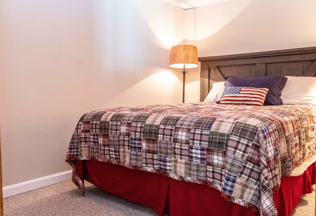 13 Meaders Point Road New Durham NH 03855