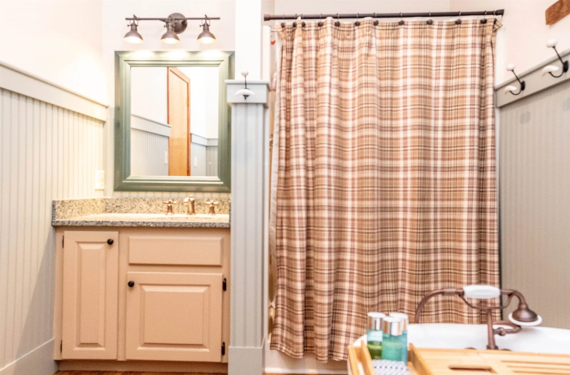 13 Meaders Point Road New Durham NH 03855
