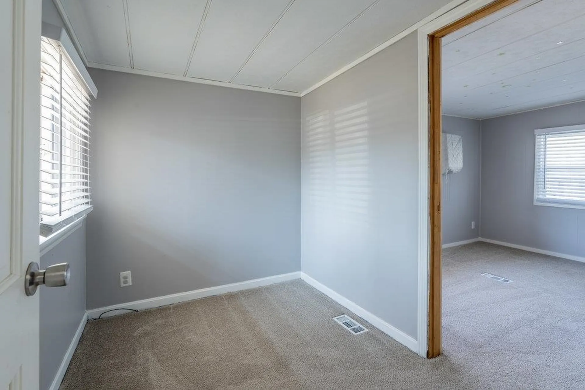 108 Sherwood Glen Somersworth NH 03878