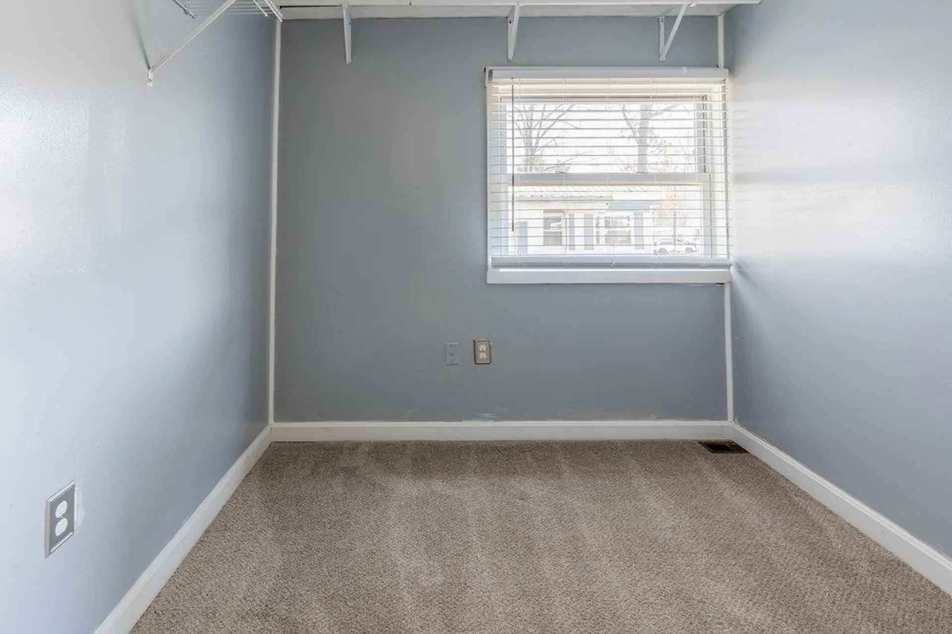 108 Sherwood Glen Somersworth NH 03878