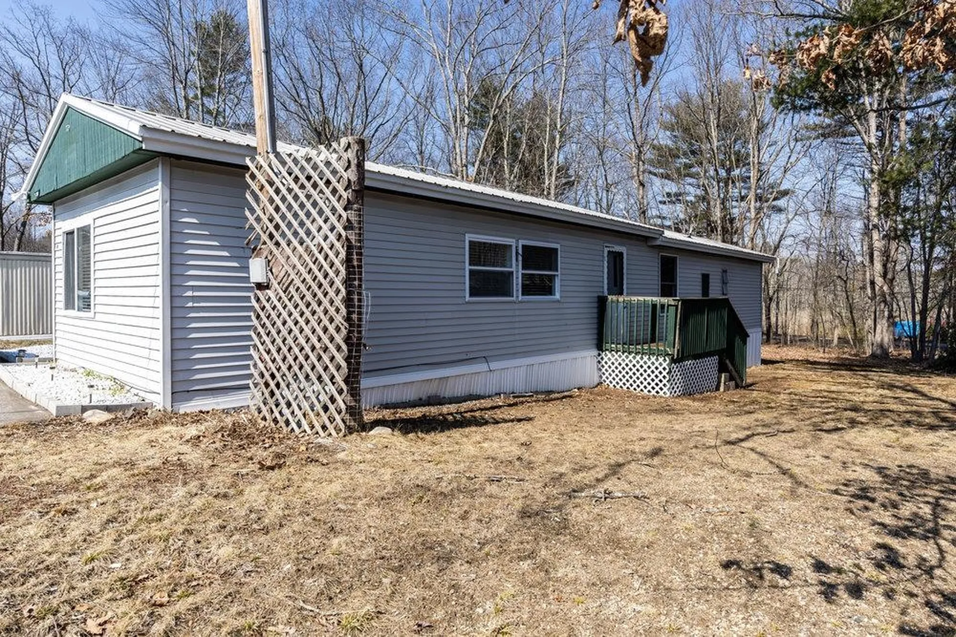 108 Sherwood Glen Somersworth NH 03878