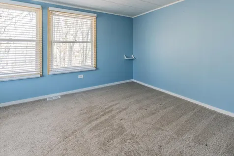 108 Sherwood Glen Somersworth NH 03878