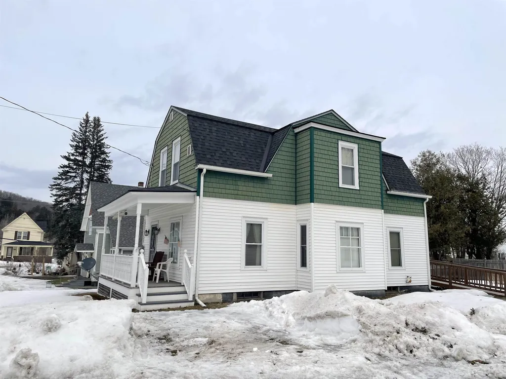 56 Summer Street Hardwick VT 05843