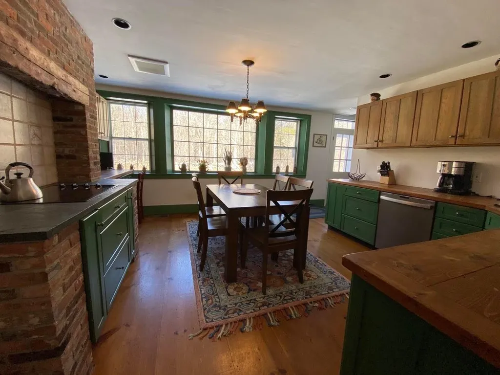 3378 Houghtonville Road Grafton VT 05146