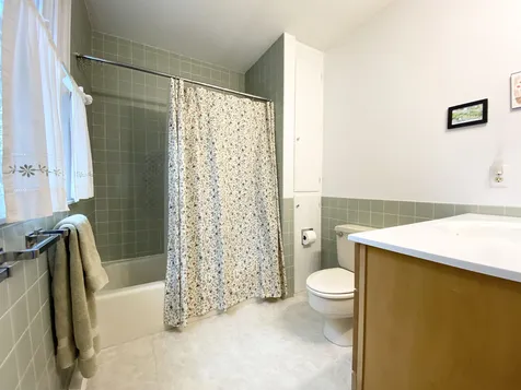 16 Willow Spring Circle Hanover NH 03755