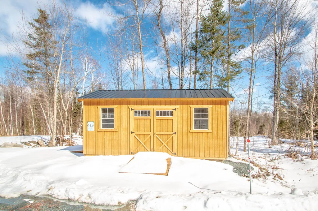 9 Wells Road Dalton NH 03598
