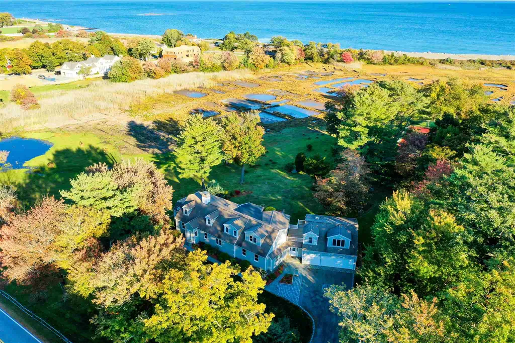 31 Old Locke Road North Hampton NH 03862