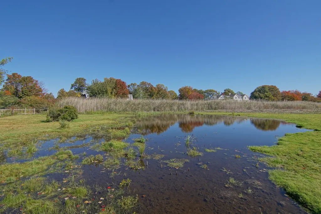 31 Old Locke Road North Hampton NH 03862