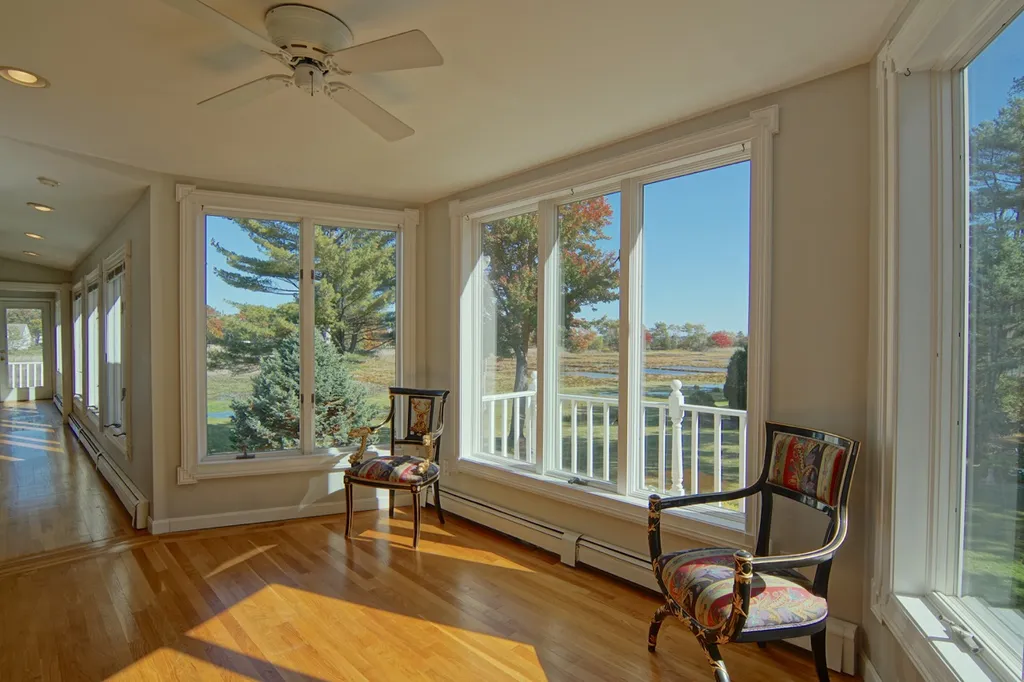 31 Old Locke Road North Hampton NH 03862