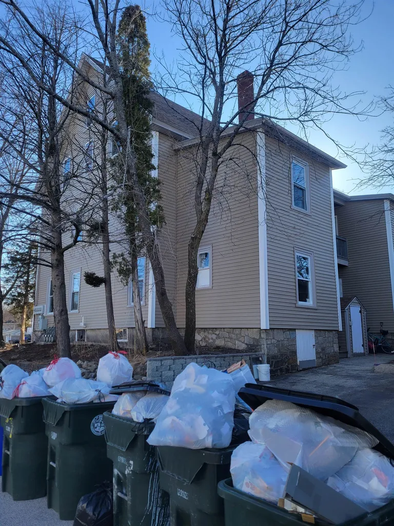 237 Massabesic Street Manchester NH 03103