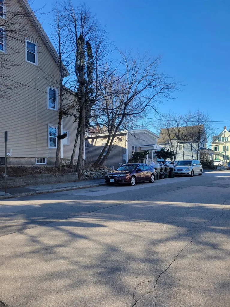 237 Massabesic Street Manchester NH 03103