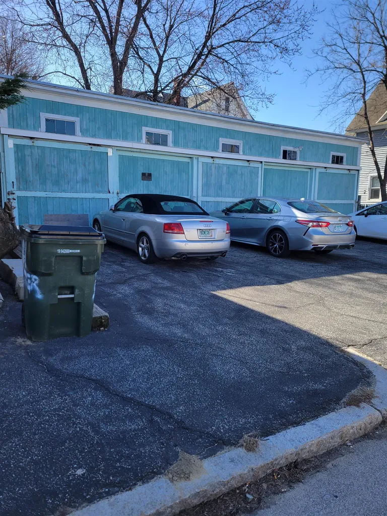 237 Massabesic Street Manchester NH 03103