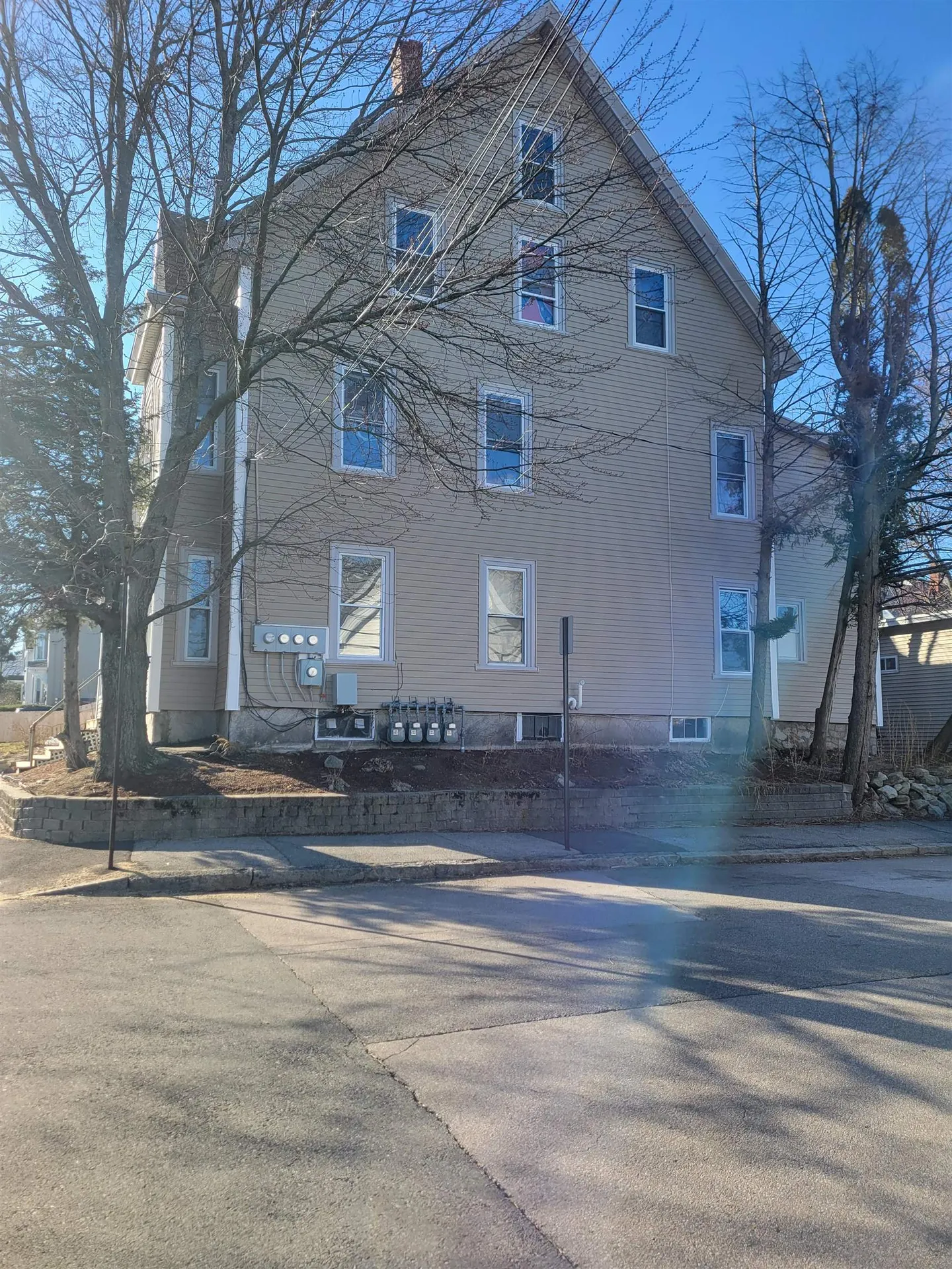 237 Massabesic Street Manchester NH 03103