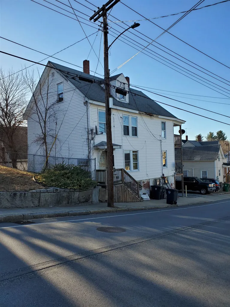 91-93 Chandler Street Nashua NH 03064