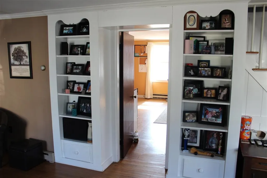 9 Lindy Avenue Claremont NH 03743