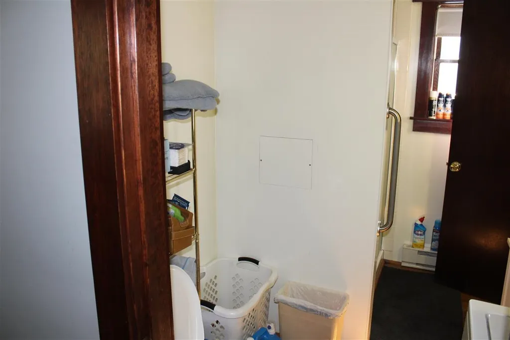 9 Lindy Avenue Claremont NH 03743