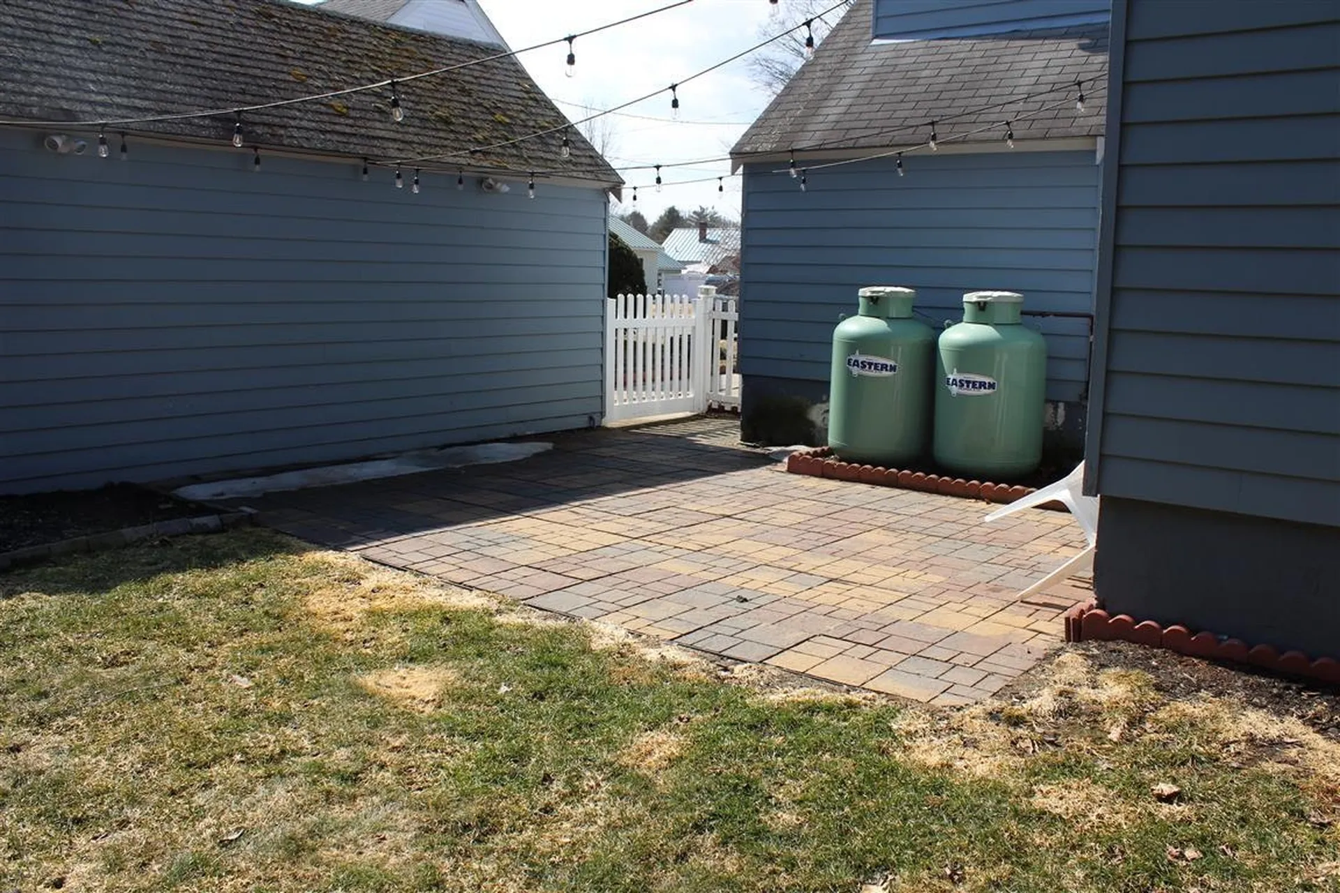 9 Lindy Avenue Claremont NH 03743