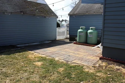 9 Lindy Avenue Claremont NH 03743