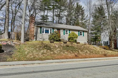 153 Harris Road Nashua NH 03062
