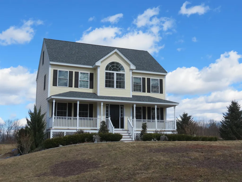333 Blakes Hill Road Northwood NH 03261