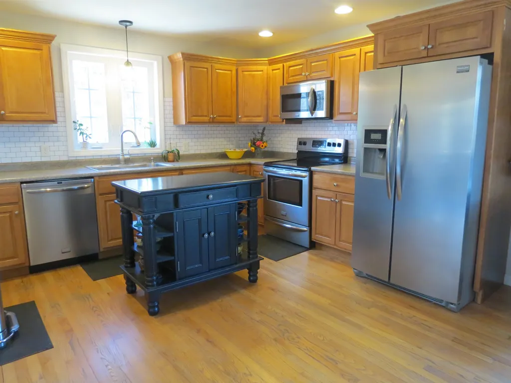 333 Blakes Hill Road Northwood NH 03261