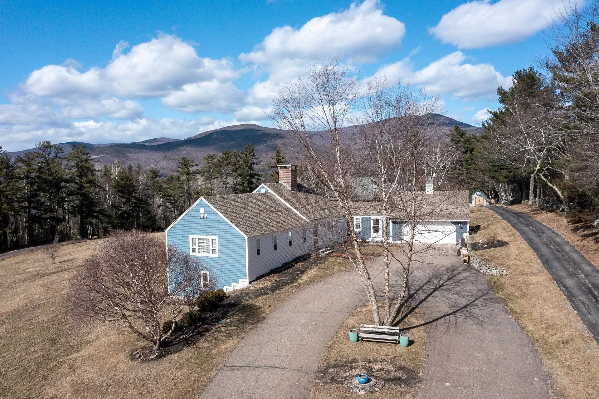 64 County Road Tuftonboro NH 03816