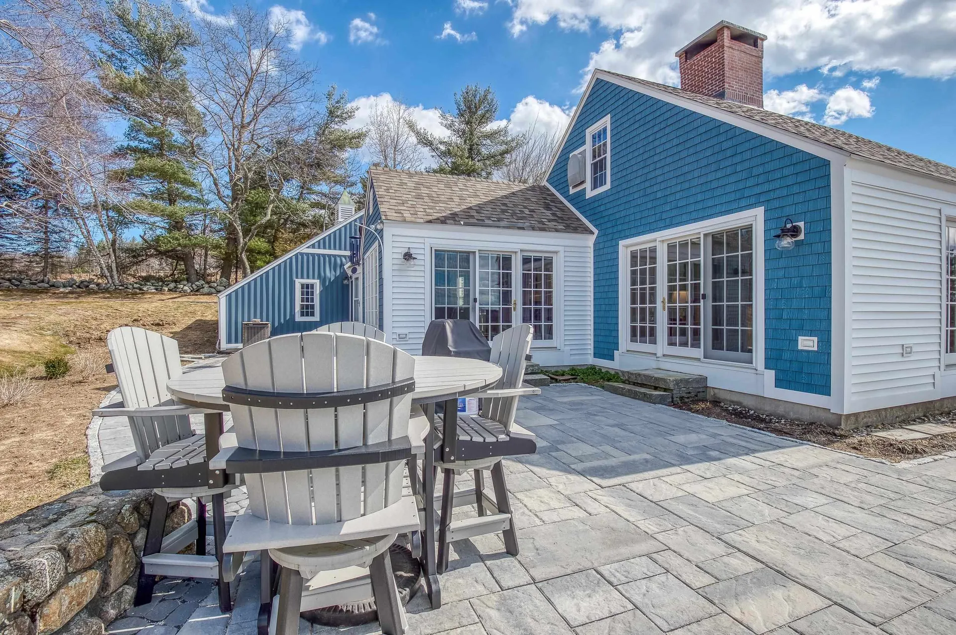 64 County Road Tuftonboro NH 03816
