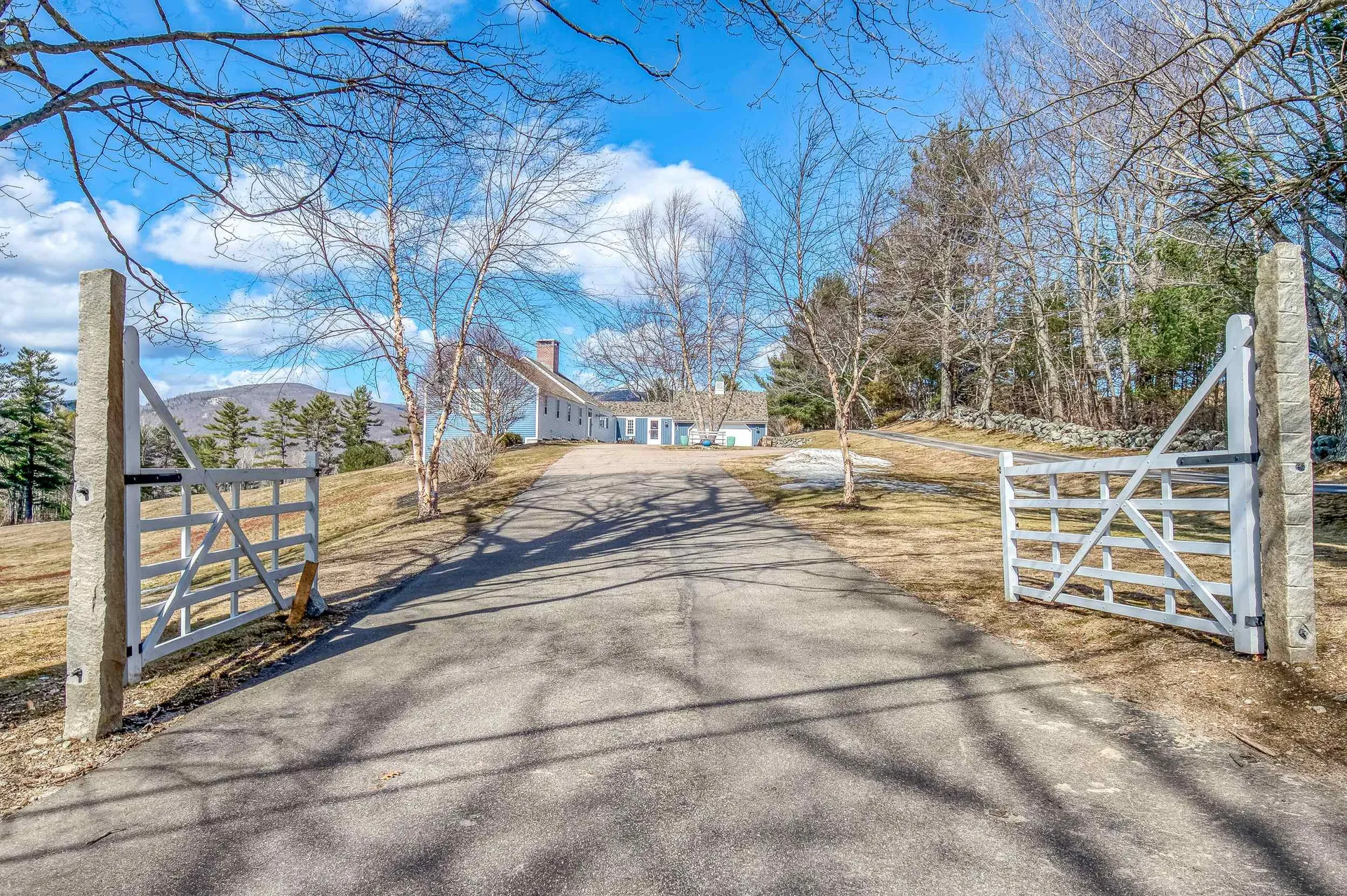 64 County Road Tuftonboro NH 03816