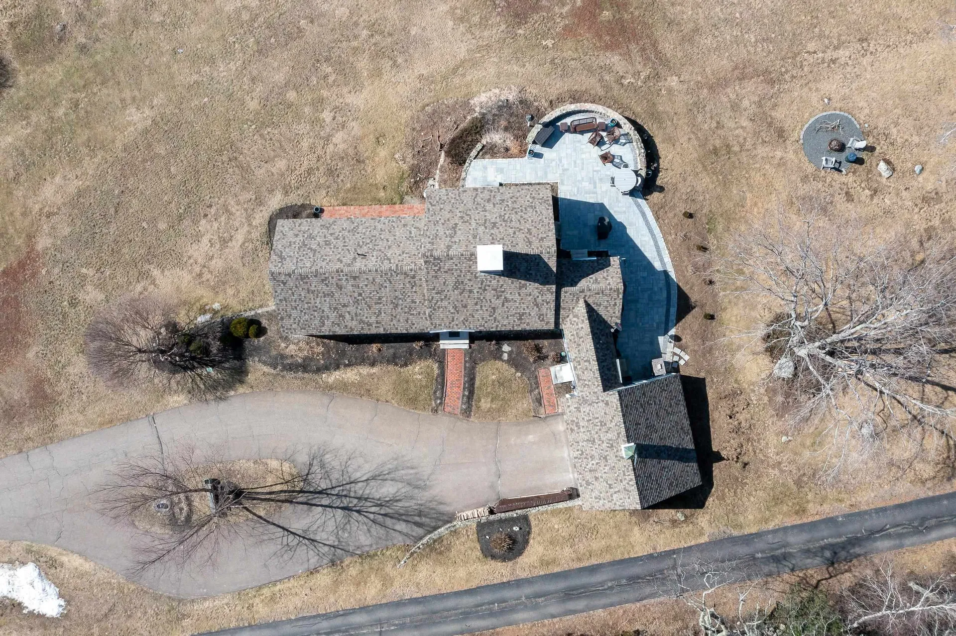 64 County Road Tuftonboro NH 03816