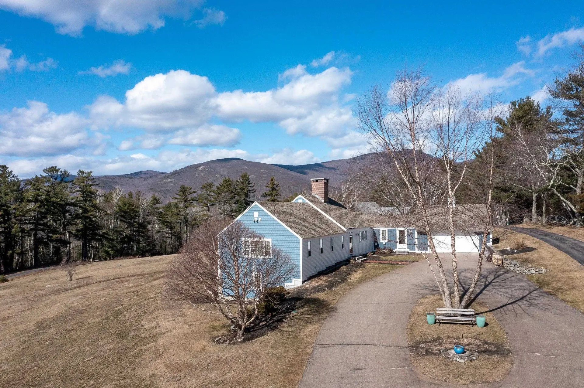 64 County Road Tuftonboro NH 03816