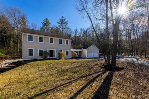 16 Orchard Hill Hanover NH 03755
