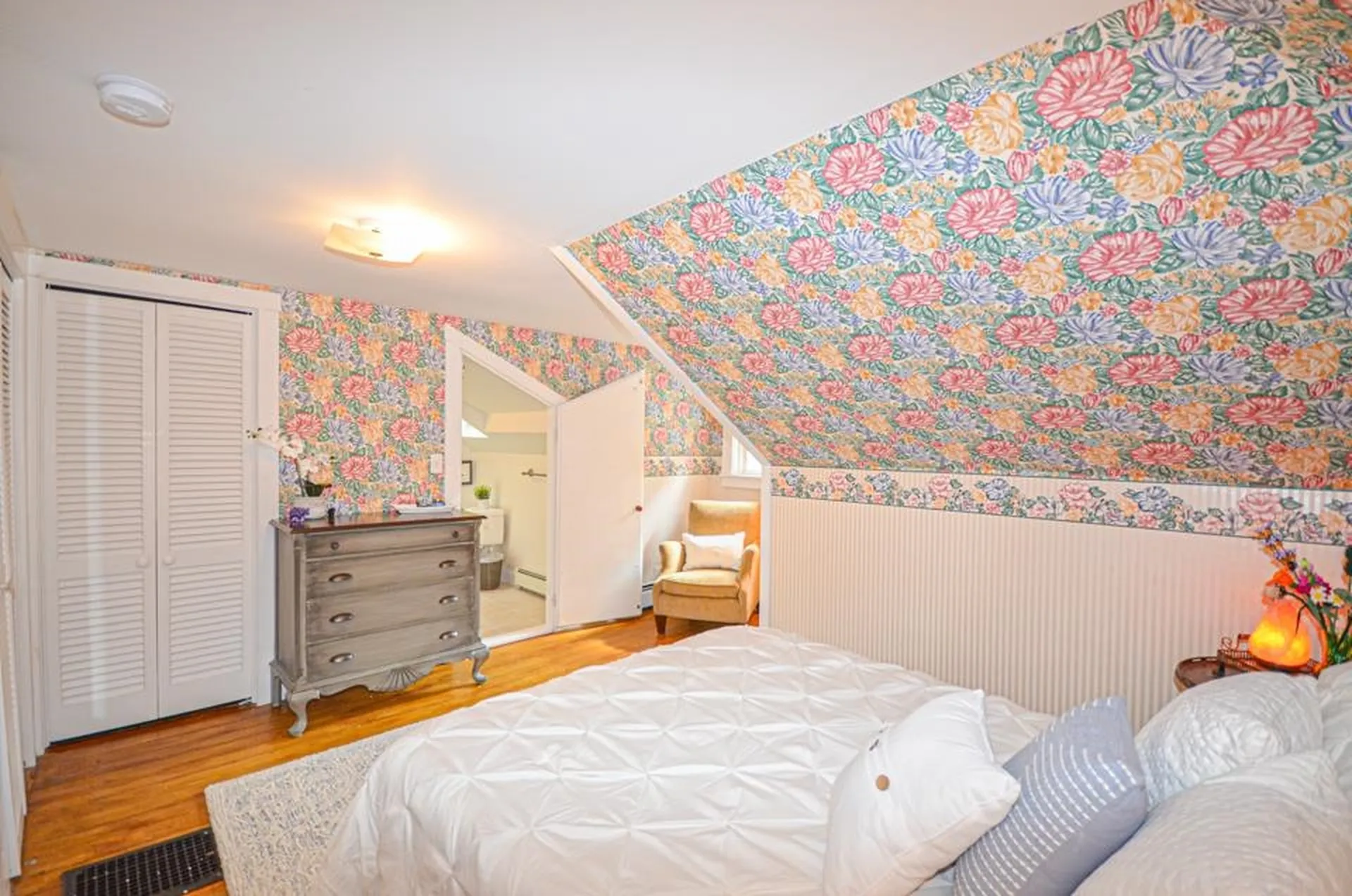 1657 Union Street Manchester NH 03104