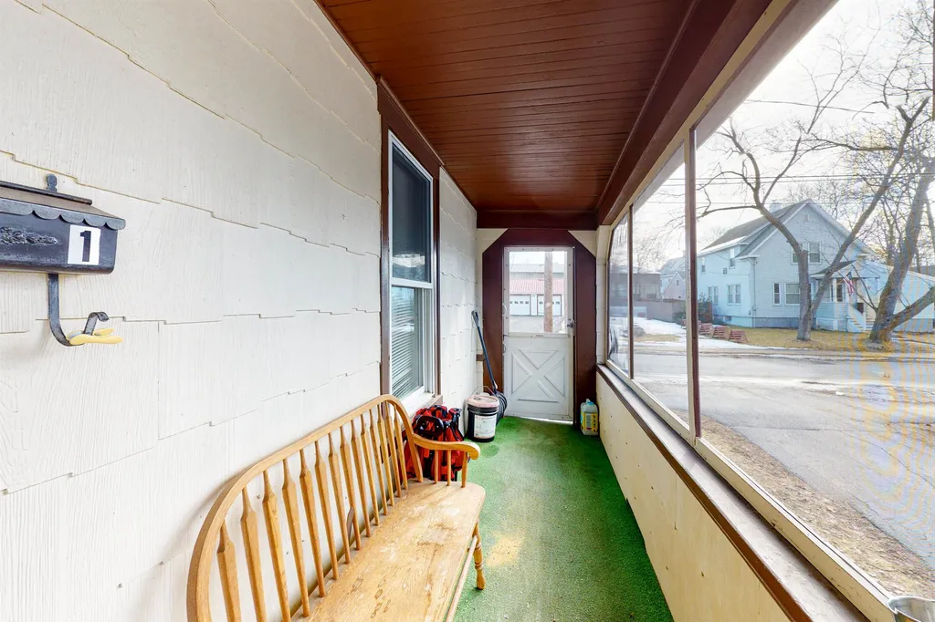 33 Adams Street Laconia NH 03246