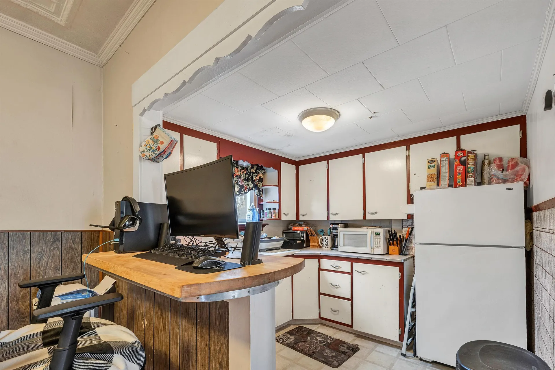33 Adams Street Laconia NH 03246