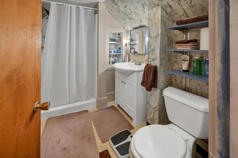33 Adams Street Laconia NH 03246