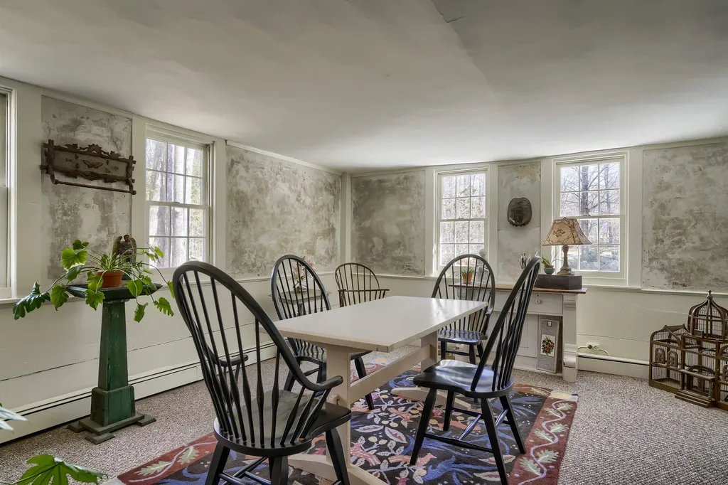 384 E Washington Road Hillsborough NH 03244