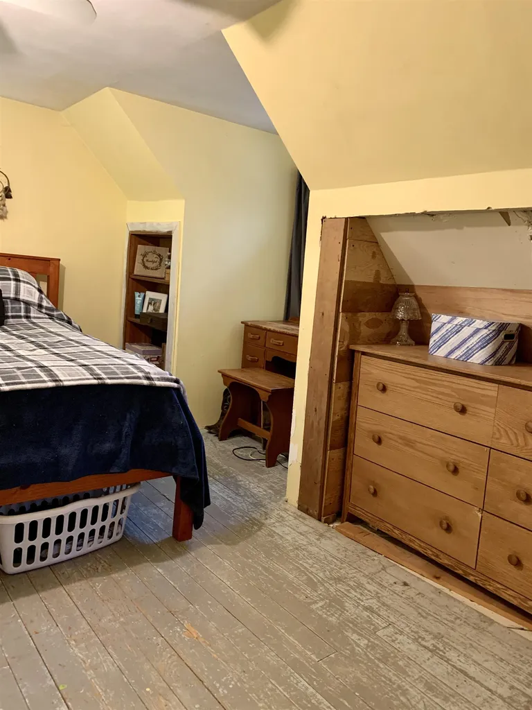 35 Youngs Hill Road Loudon NH 03307