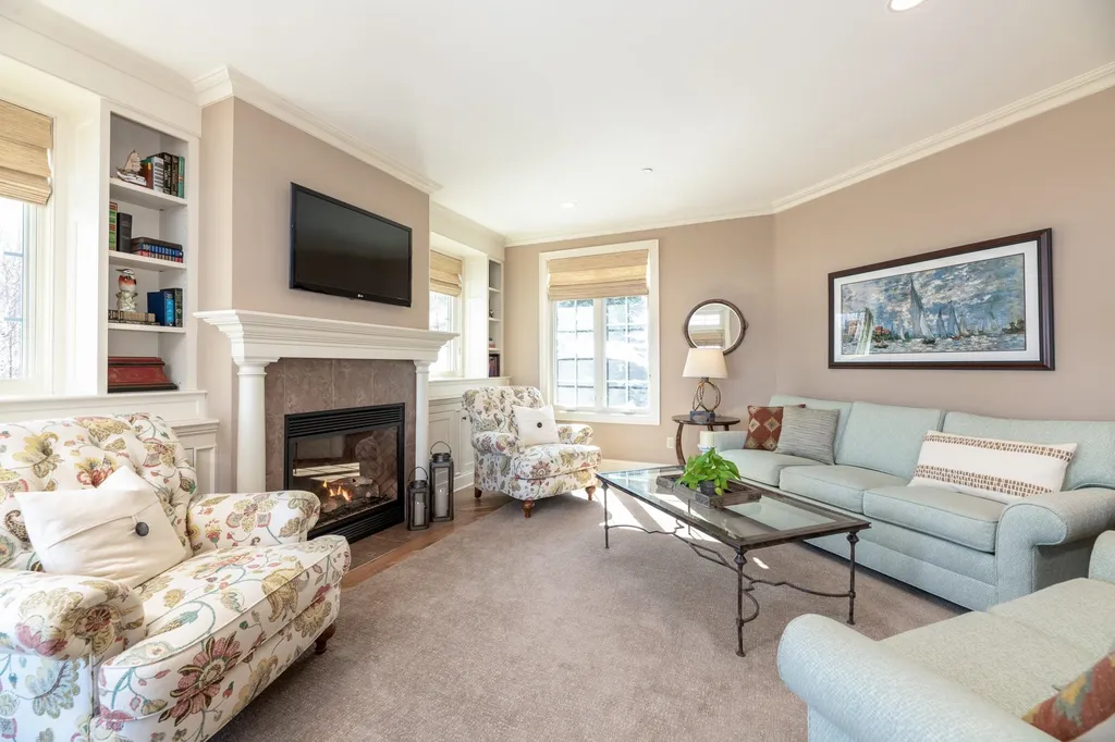 33 Windjammer Ridge Laconia NH 03246