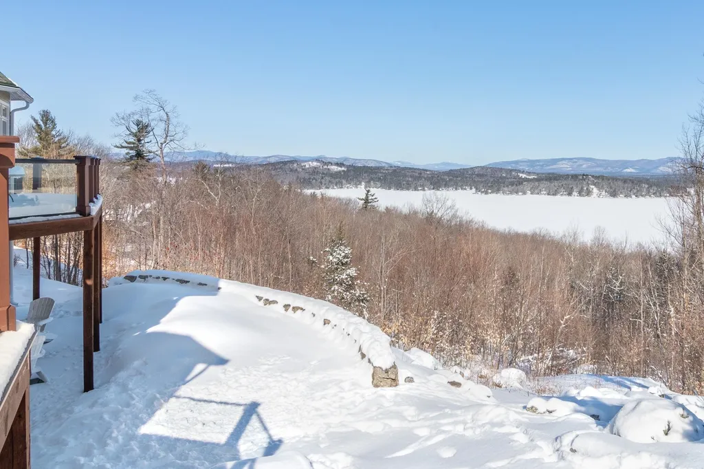 33 Windjammer Ridge Laconia NH 03246
