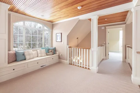 33 Windjammer Ridge Laconia NH 03246
