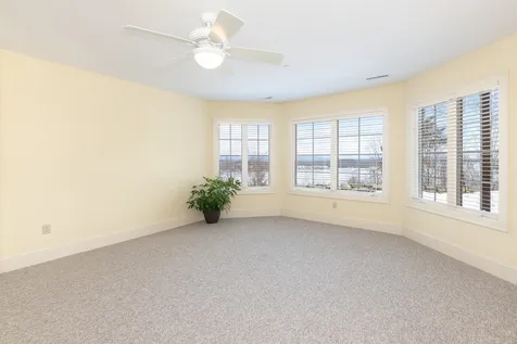 33 Windjammer Ridge Laconia NH 03246