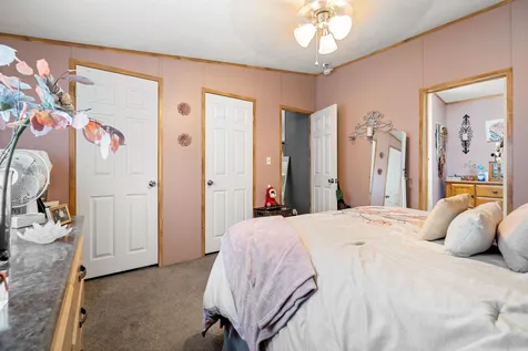 1 Prairie Lane Londonderry NH 03053