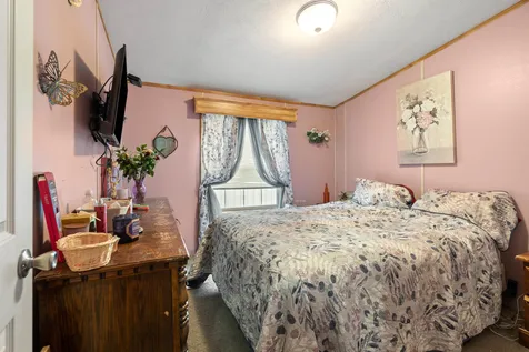 1 Prairie Lane Londonderry NH 03053